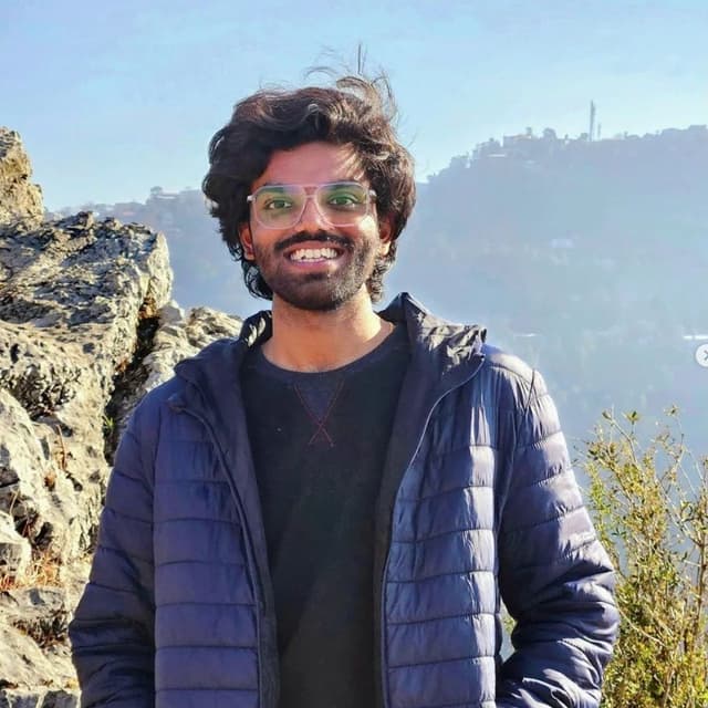 Divy Mohan  Rai