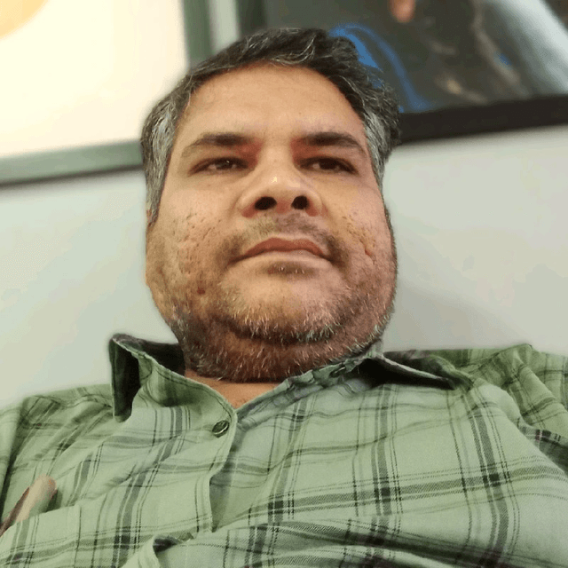 Dr Niket Bhargava