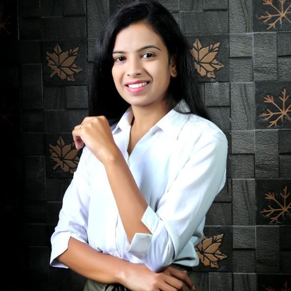 Drx Akshata Parve