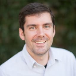 Ewen Cheslack-Postava