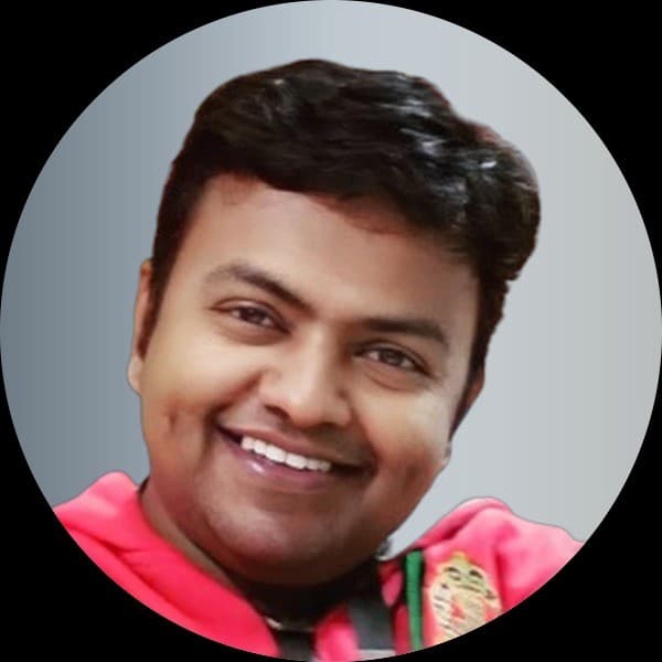 Girish Dhavalikar 