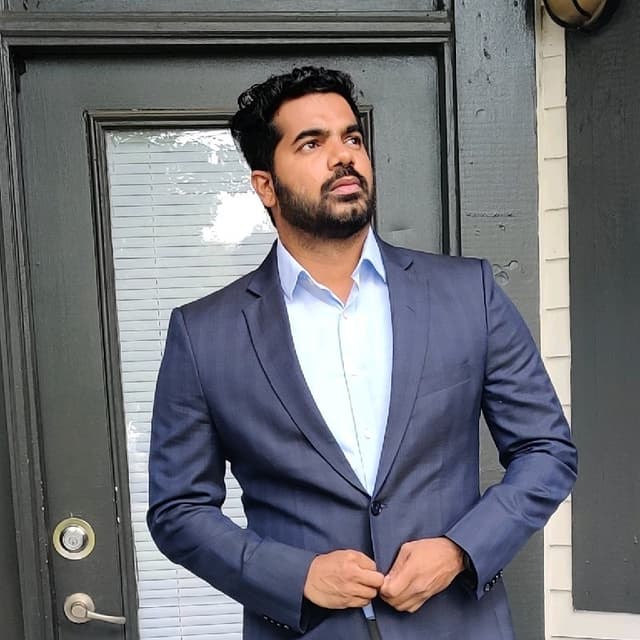 Girish Mururu