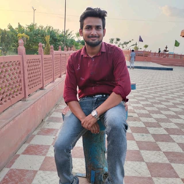 GULAM GAUS