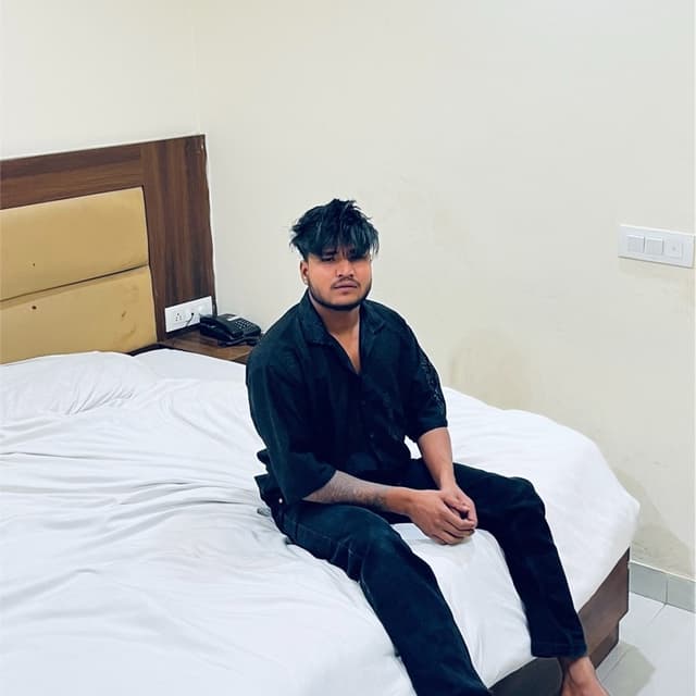 Hariom Diwakar