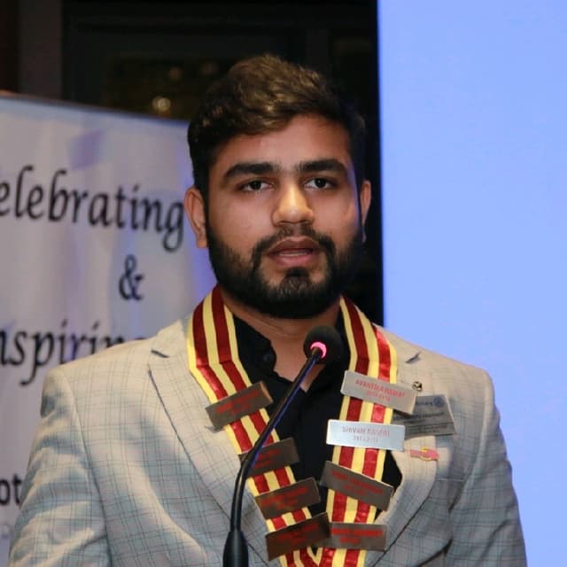 Abhimanyu  Vashisht