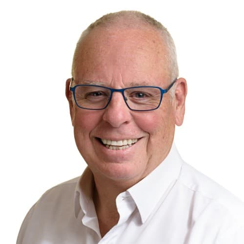 Ian Lowles