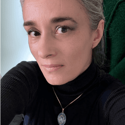Ioana M.