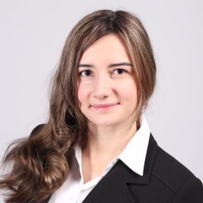 Irina P.
