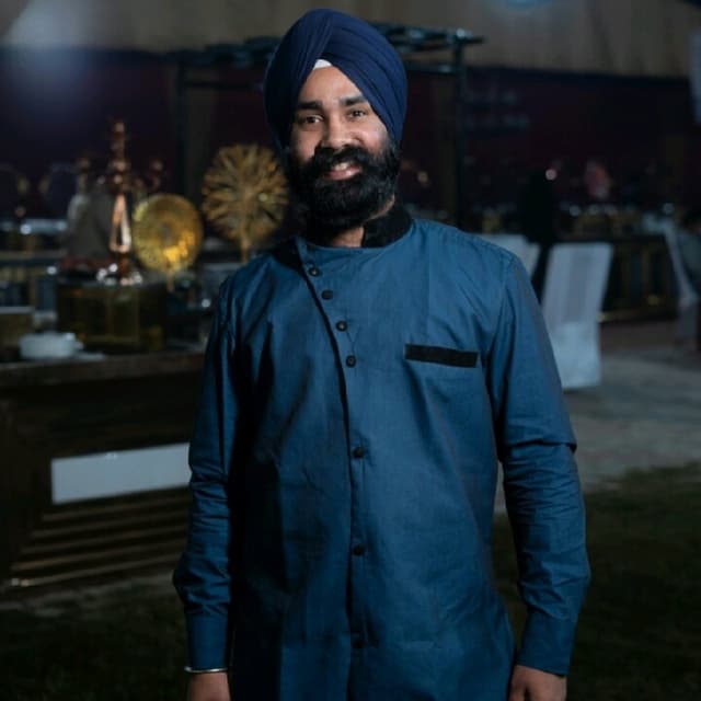 Ishtdeep Hora