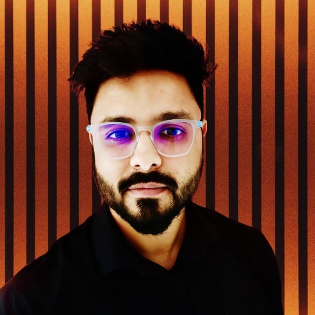 Javed Akeeb