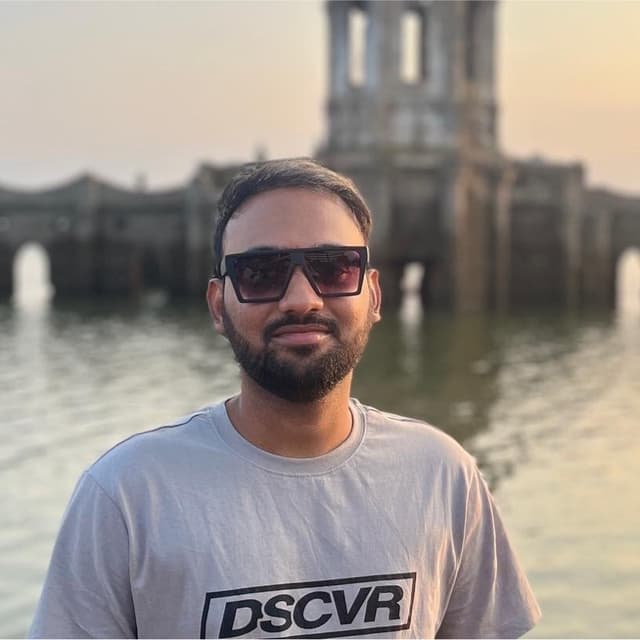 John  Shahid 