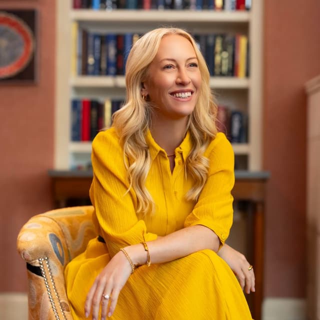 Julia Hartz