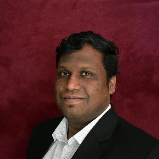Kadhirvel S