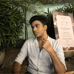 Kavya Thakur