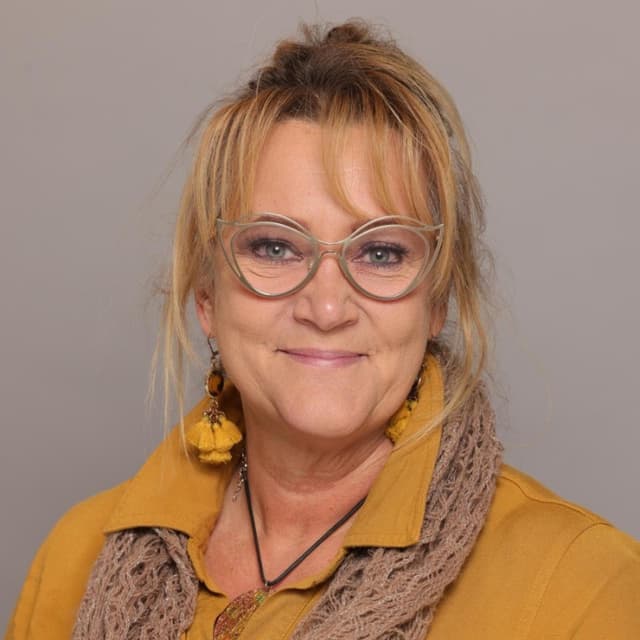 Kellie Collins