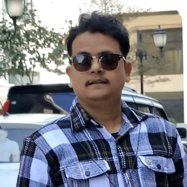 Khursheed niyazi