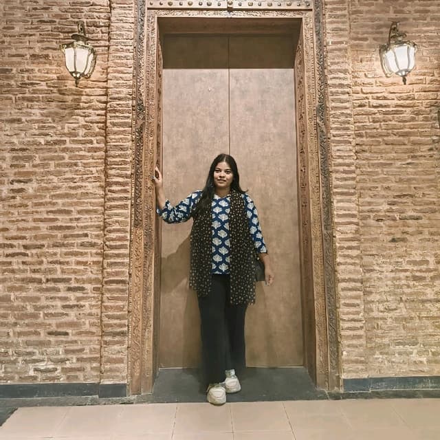Khushboo K.
