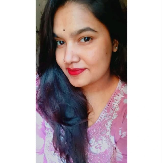 Khushi Solanki