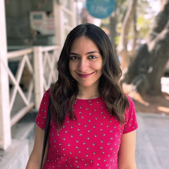 Komal Bains