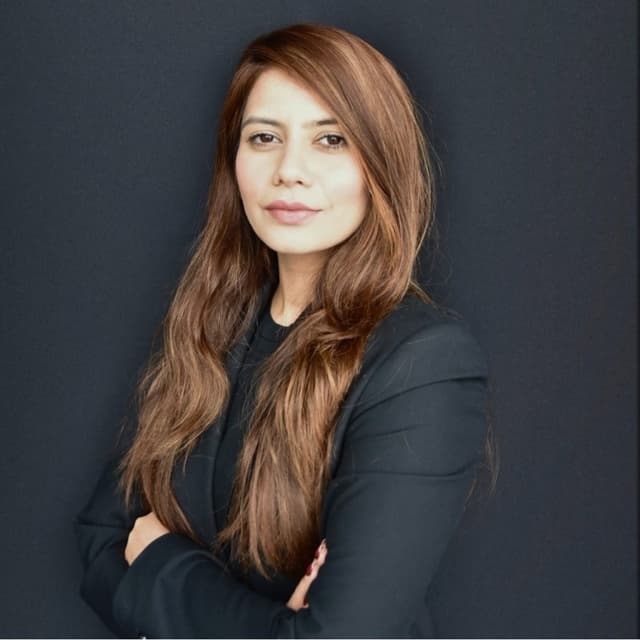 Komal W.