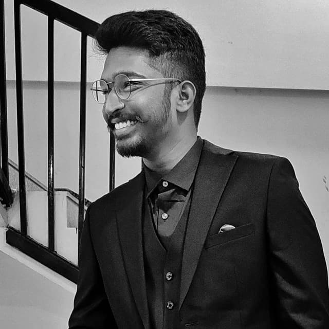 Karyamsetty  Martin