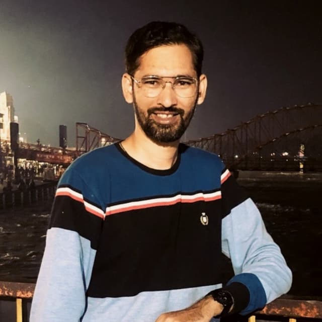 Kumar Nikate