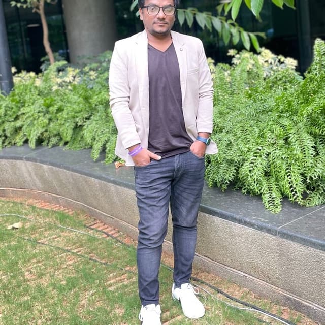 kumud Nayak