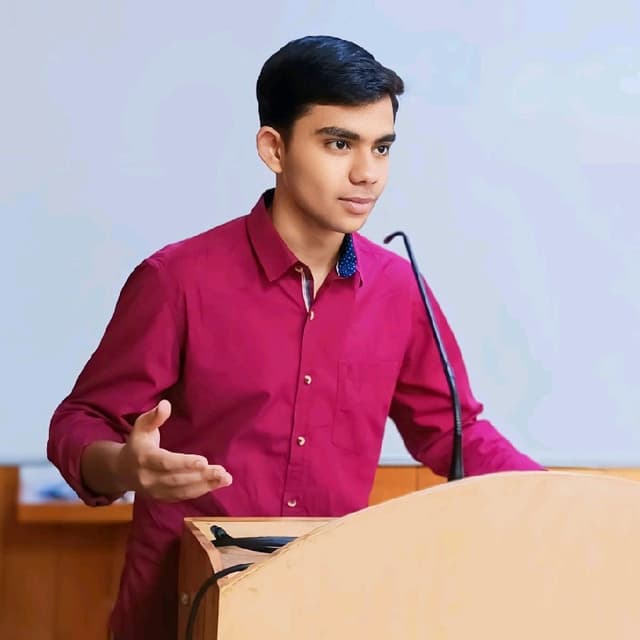 Kushaagra  Dewan