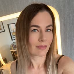 Laura Newby
