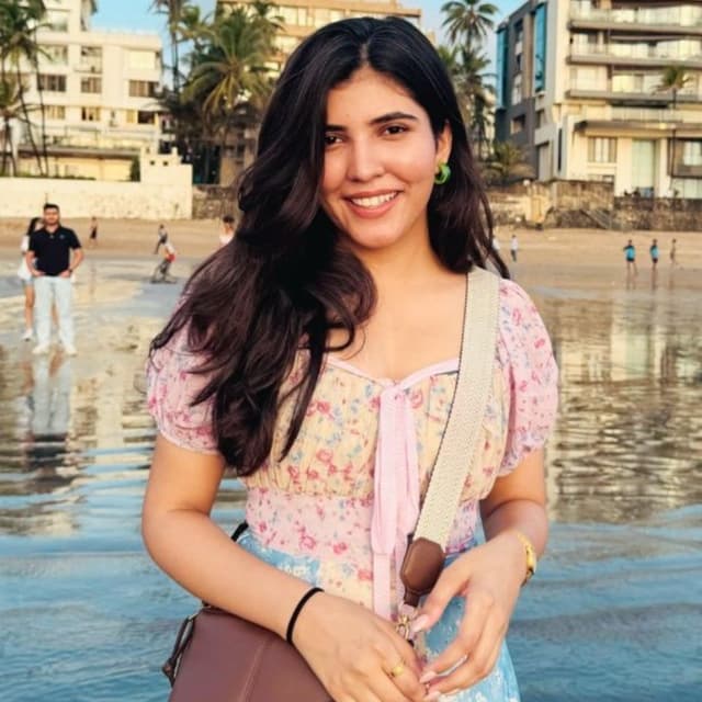 Lavanya T