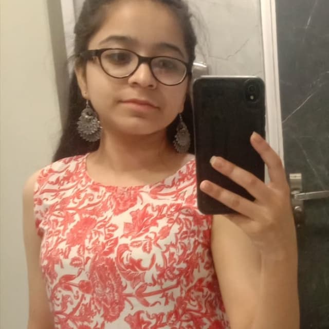 Leena Popli