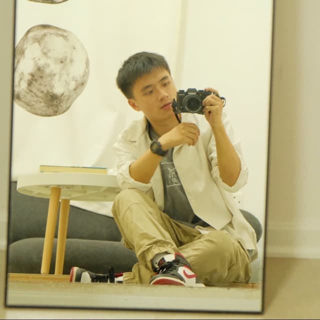 Leon Zhong