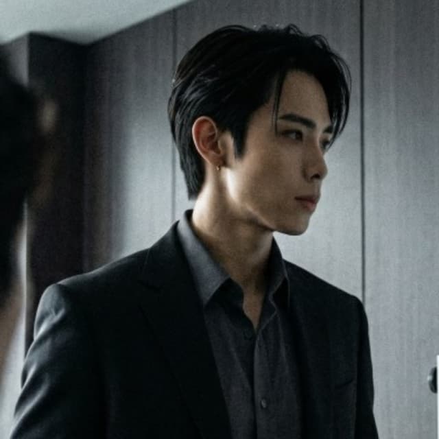 Li Liu