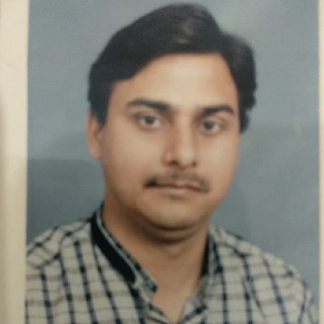  Kamal Bhatia