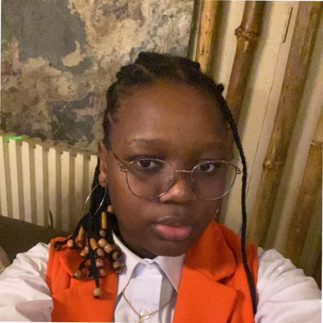 Lucia Tembe