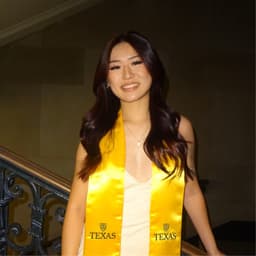 Lucy Xu