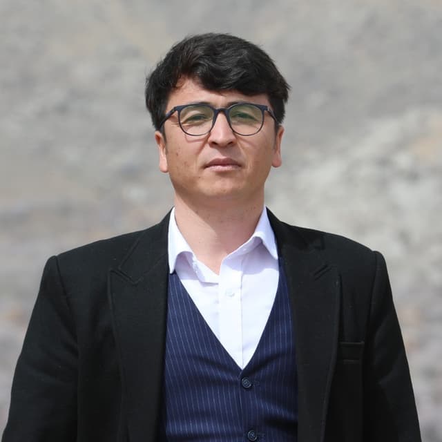 Lutfullah Shariatee