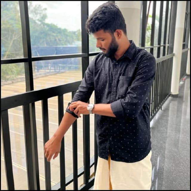 Mahesh Naik