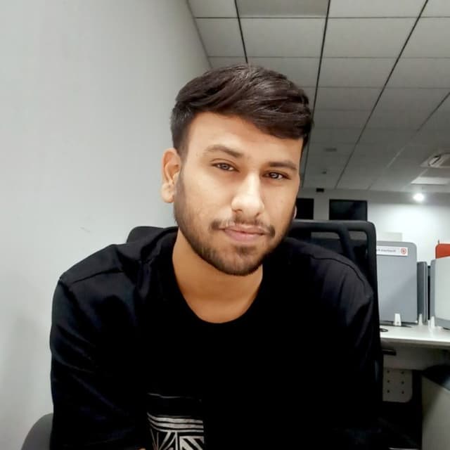 Makarand Khiste
