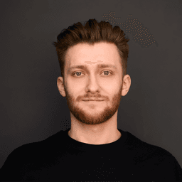 Maksym D.