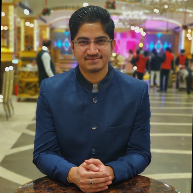 Manik Lamba