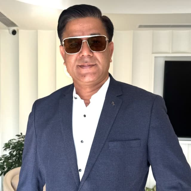 Manish Kapoor