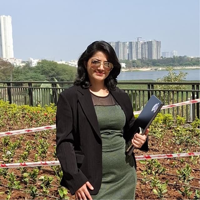 Manisha M.