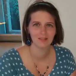 Eszter Mira K.