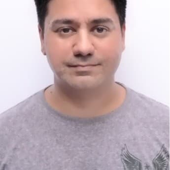 Mohit Bhola