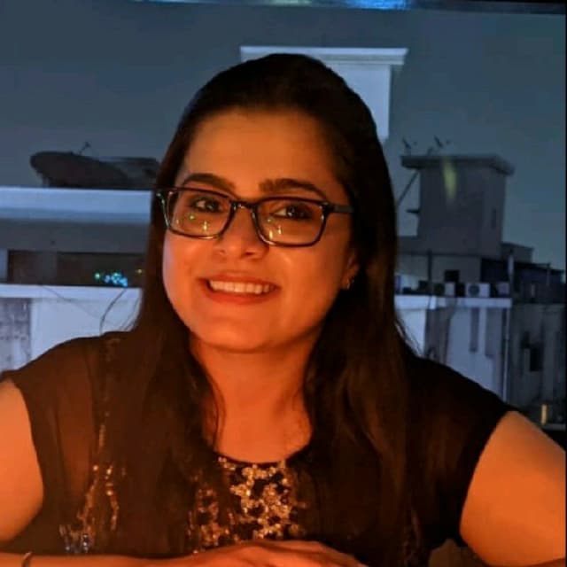 Mona Sirwani