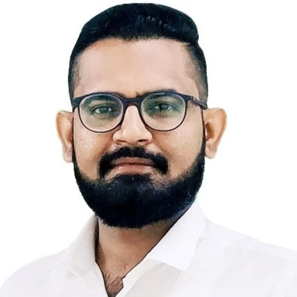 mukund shrimali