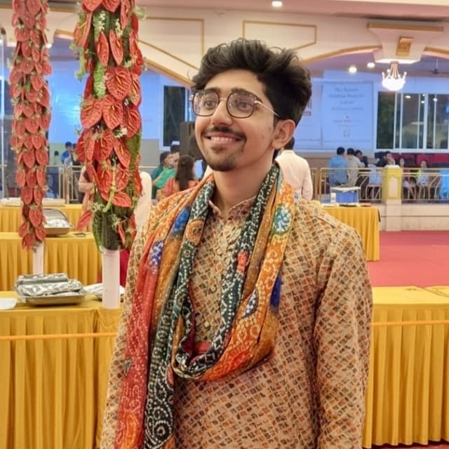 Gautam Vaja