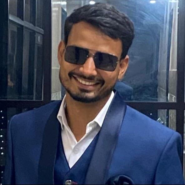 Naim Akhtar