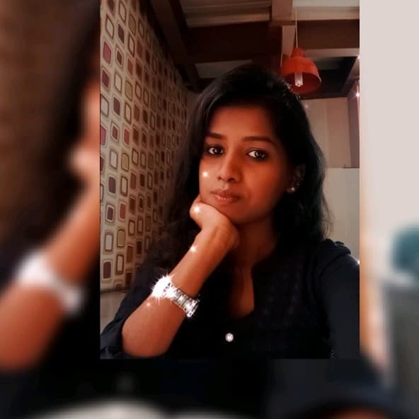 Nalini Aarika